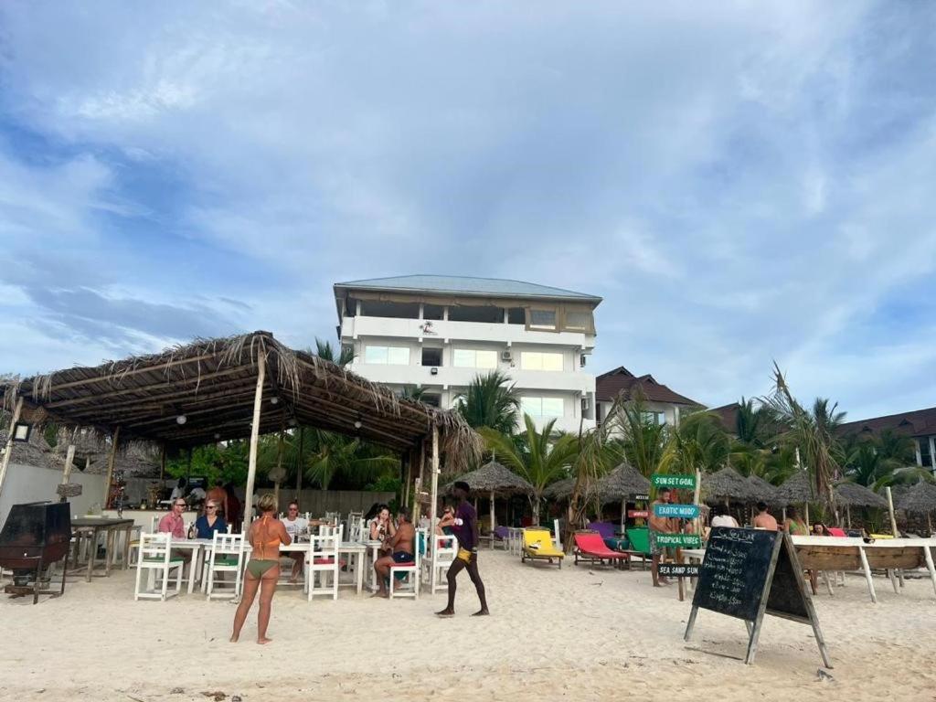 كيندوا Sunseabar Beach Resort المظهر الخارجي الصورة